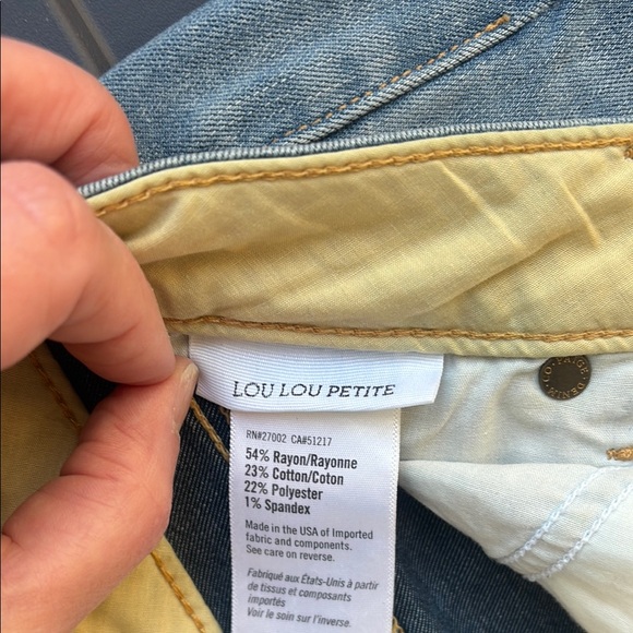 PAIGE Blue Flare Wide Leg Denim Lou Lou Petite New condition Size 28 - Picture 7 of 10